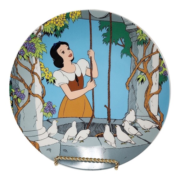 Disney Snow White "At the Wishing Well" Collector Plate Fairytale Collectible - Picture 2 of 7